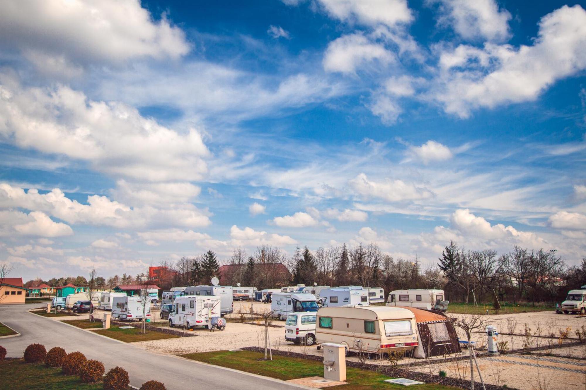 Vulkan Wellness Hotel & Camping Celldomolk Luaran gambar