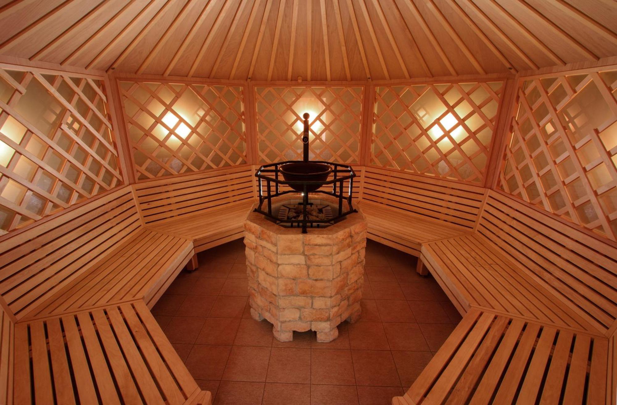 Vulkan Wellness Hotel & Camping Celldomolk Luaran gambar