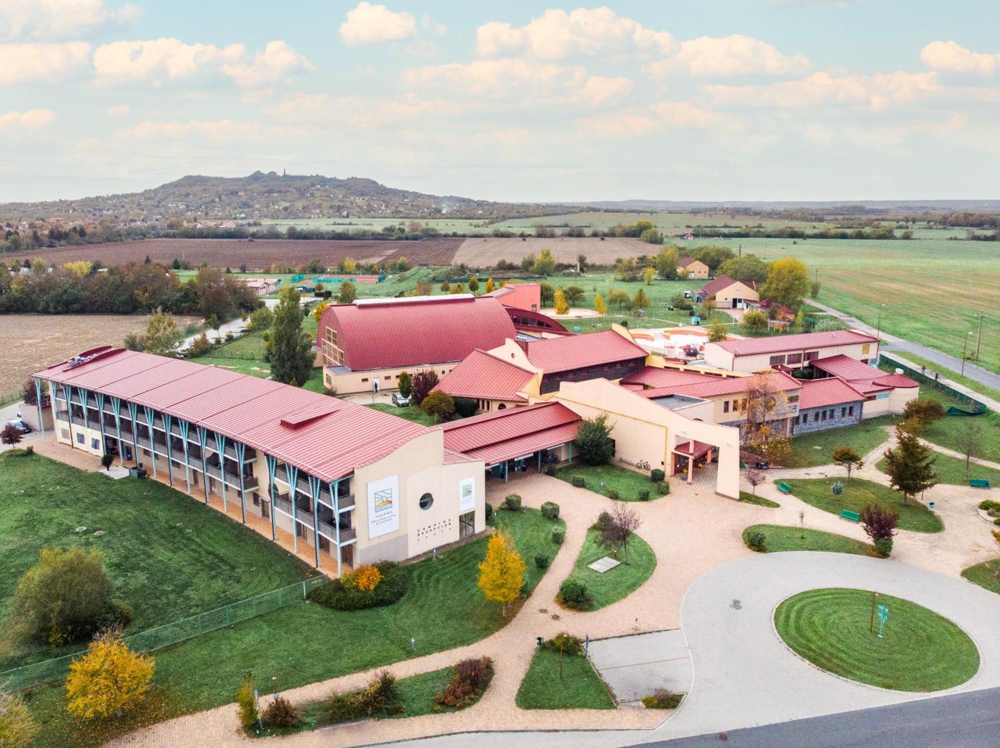 Vulkan Wellness Hotel & Camping Celldomolk Luaran gambar