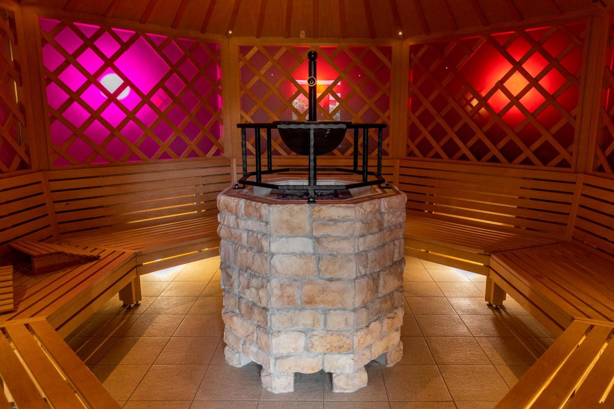 Vulkan Wellness Hotel & Camping Celldomolk Luaran gambar